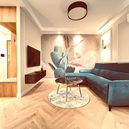 Mint Seaside Apartment